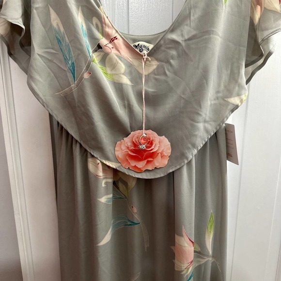 Show me your Mumu maxi dress - Picture 4 of 6